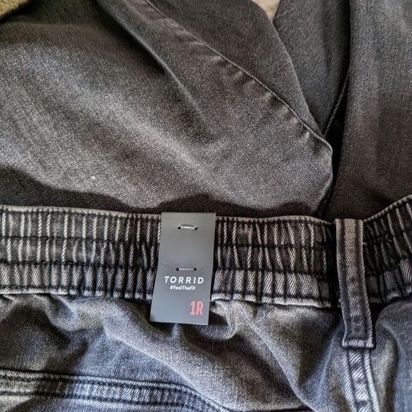 Torrid drawstring jeans size 1 black wash - Picture 8 of 9